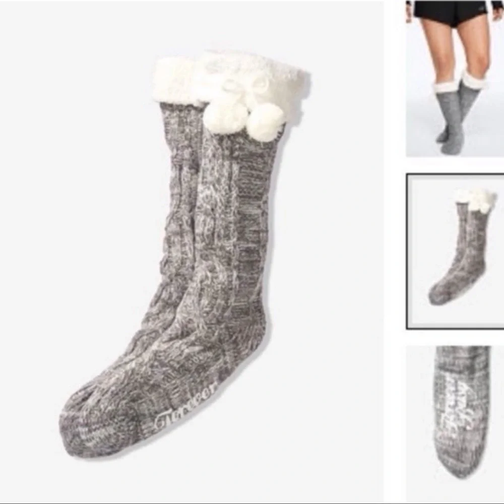 PINK VS SHERPA LINED SOCKS